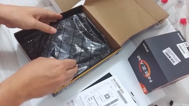 Meu Novo KIT PC GAMER (CUSTO BENEFÍCIO)! UNBOXING DO MIZENATTO смотреть онлайн