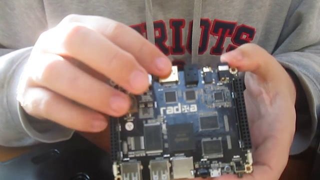 Radxa Rock Development Board Unboxing (For ARM Linux / Android development) смотреть онлайн