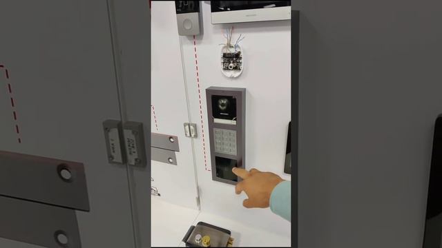 Darvazanı smartfonla idarə etmək imkanı: "BFT" avtomatika və "Hikvision" IP domofon смотреть онлайн