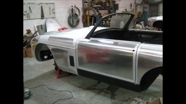 Aston Martin DB Mark III Convertible Restoration Project смотреть онлайн