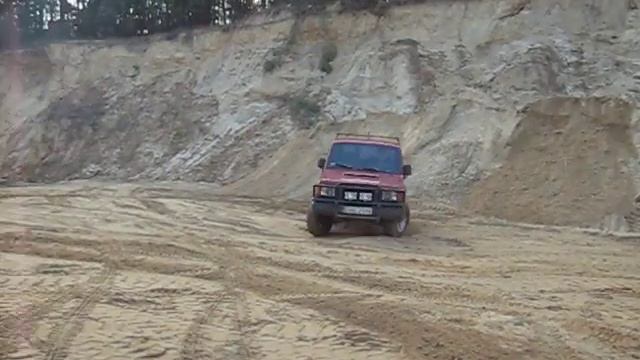 Isuzu Trooper 2,2TD смотреть онлайн