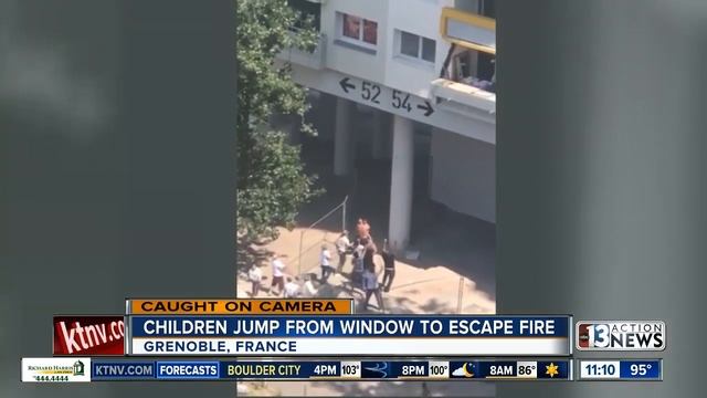 Children jump from window to escape fire смотреть онлайн