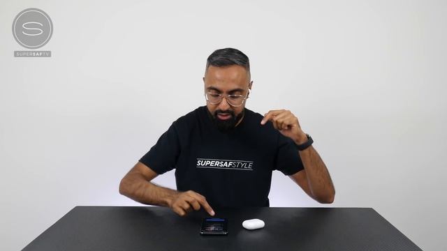 AirPods Pro vs AirPods 2 Unboxing! смотреть онлайн