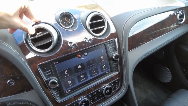 What do the knobs do on a Bentley dash? смотреть онлайн