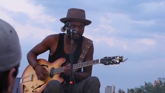 Gary Clark Jr. - When My Train Pulls In (Live) @ Barefoot At The Belmont смотреть онлайн