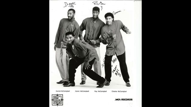 "Mac Band Feat The McCampbell Brothers" "Roses Are Red" Extended Version 1988 смотреть онлайн