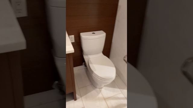 The Aldyn Apt 615 (1BD/1BA+Den) смотреть онлайн