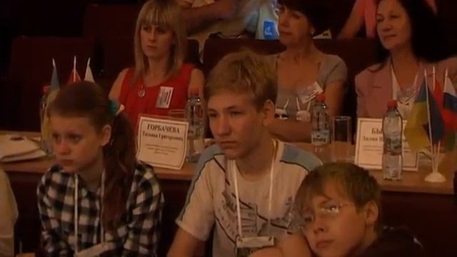 Новозыбков простился с 12-м Международным фестивалем молодежных театров «Славянский перекресток» смотреть онлайн