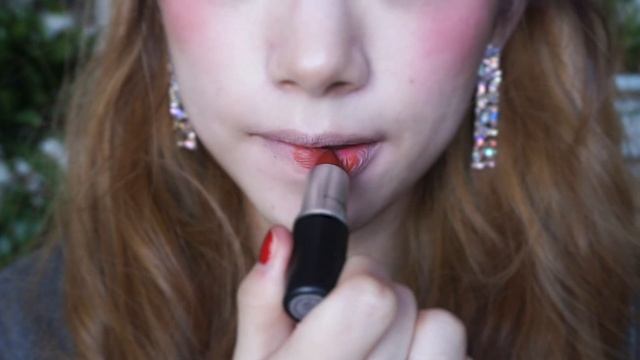 (ENG) 맥립스틱추천(총알립스틱, 파우더키스, 러브미립스틱)/맥덕후의 추천립은?!/MAC Lipsticks/Lilac라일락 смотреть онлайн