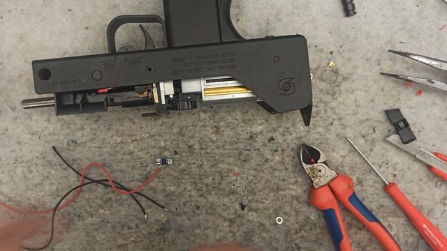 Classic TM Mac10 playable upgrade LiPo & mosfet modification explained смотреть онлайн