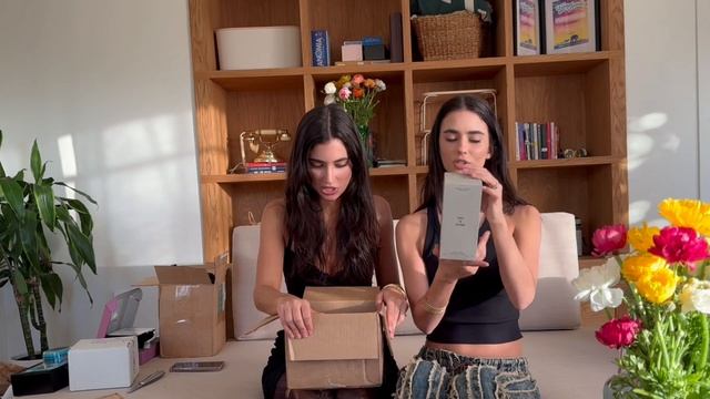 MASSIVE GIFTING HAUL смотреть онлайн