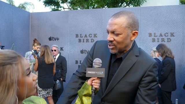 Red Carpet Interviews with the Cast of Apple TV’s Black Bird @PressPassLA смотреть онлайн
