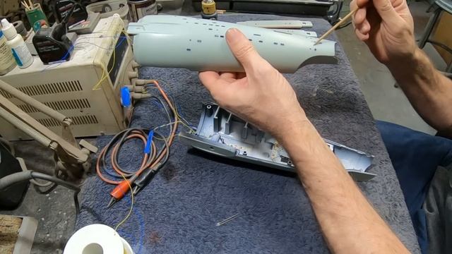 Updated 1:350 Scale Polar Lights TOS Enterprise Build Series Pt 5 смотреть онлайн