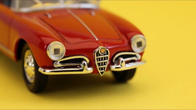 Alfa Romeo Giulietta Spider - 1/43 Scale model car - DieCast & Cars смотреть онлайн