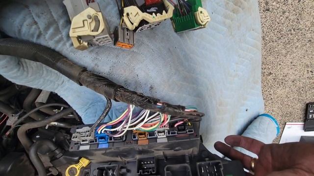 P.T. Cruiser Stalling? TIPM Total Integrated Power Module Replace Chrysler PT смотреть онлайн