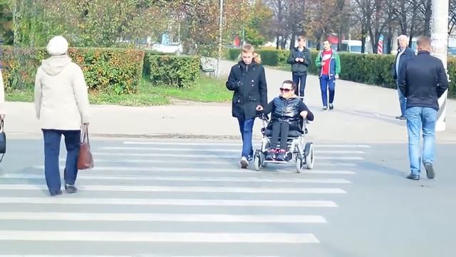 Электрическая инвалидная коляска Пони