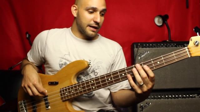 Basics of playing Reggae Part 1 - Major and Minor Triads - Bass Lesson - L#3 смотреть онлайн