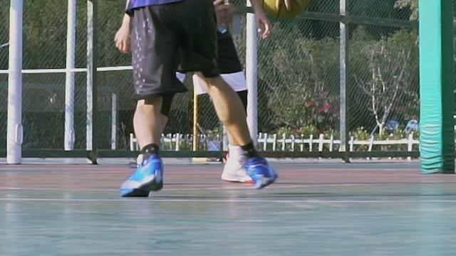 麦迪2代复刻开箱实战：Tmac球迷期待已久的经典球鞋 смотреть онлайн