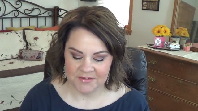 Too Faced Sweet Peach: 4 Looks 1 Palette смотреть онлайн