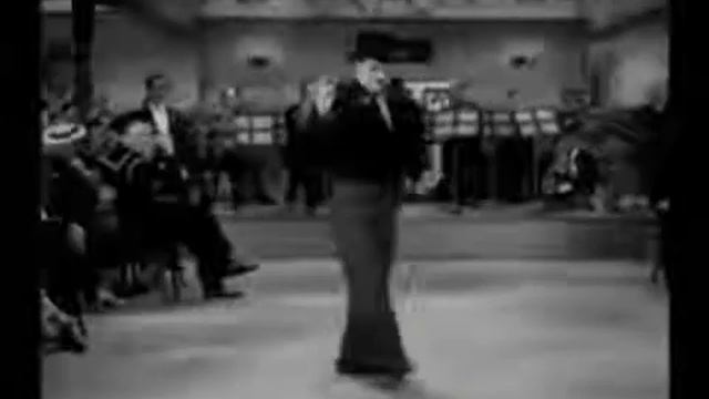 Charlie Chaplin, Modern Times 1936, Chaplin Sings, Humorinhistory Com