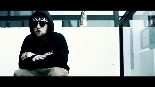 Mac Miller - Thoughts From A Balcony (Official Video) смотреть онлайн