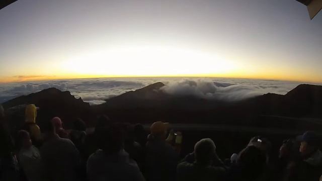 Maui Haleakalā Volcano Sunrise смотреть онлайн