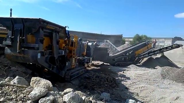 Загрузка железобетона для переработки смотреть онлайн