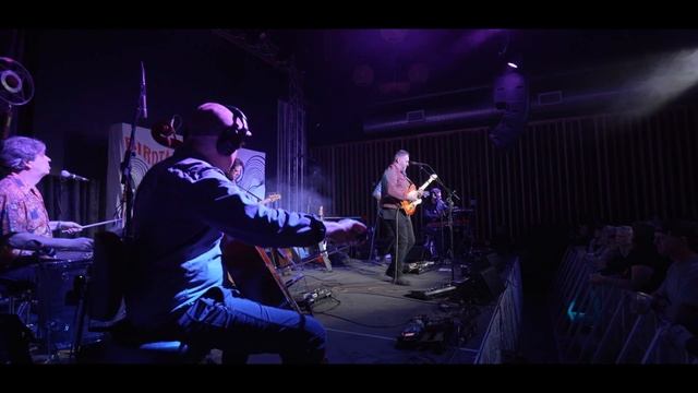 Carbon City Lights - Light (Live Performance) смотреть онлайн