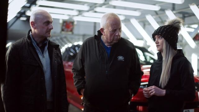 Range Rover Sport | Tackling the 750 Tonne Wave in the Spillway Challenge смотреть онлайн