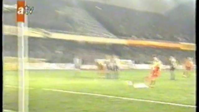 Galatasaray 2-1 Fenerbahçe (12.03.1994) Şampiyonluğu getiren maç! смотреть онлайн