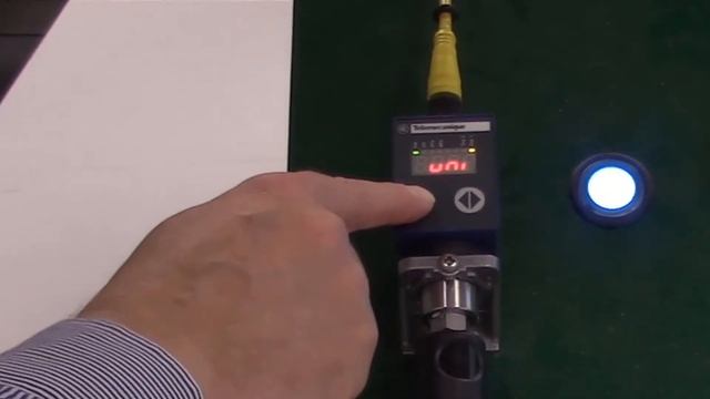 How do you change an XMLR from Hysteresis mode to Window mode? смотреть онлайн