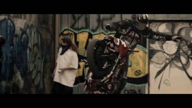 J-Mac, David Garcia, Rich Graham, and Lil 1 - No Hands Rock Remix смотреть онлайн