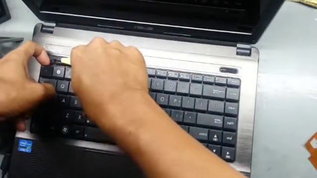 REMOVE KEYBOARD ASUS A44H SERIES смотреть онлайн
