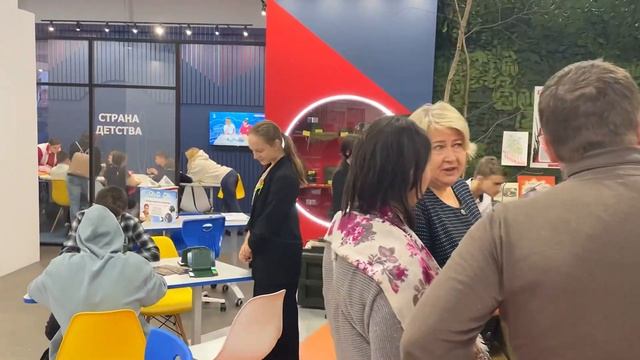 Школьный Музей «Боевой Славы» на выставке «Россия» ВДНХ 2024 смотреть онлайн