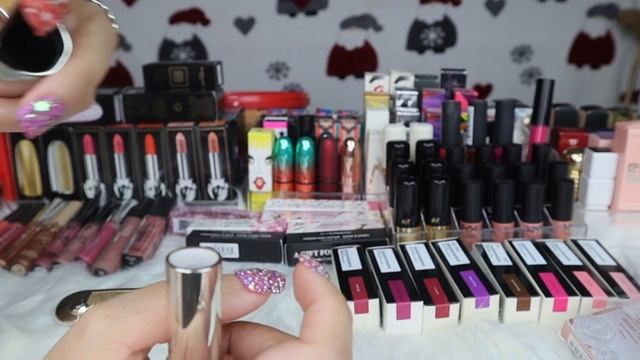 🎄VlogmasDay15: Top 10 Red Lipsticks & My Entire 200+ Lipstick Collection смотреть онлайн