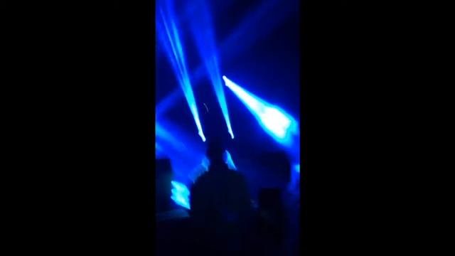 Mac Miller - Red Dot Music/Yellow Submarine (Live In London) смотреть онлайн
