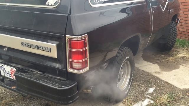 Dodge Ramcharger cold start смотреть онлайн