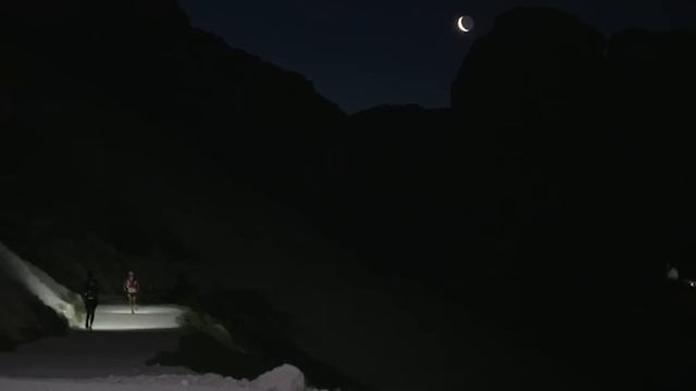 Tim Tollefson wins 2019 La Sportiva Lavaredo Ultra Trail смотреть онлайн