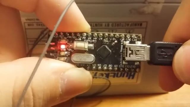 Accessing Seagate HDD diagnostic/recovery port using Arduino as USB→UART interface adapter смотреть онлайн