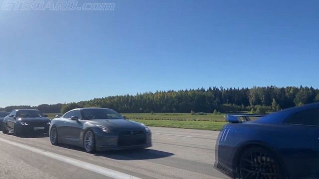 BMW M2 Competition with ECU and exhaust vs Cadillac CTS-V (changed airfilter and modified exhaust) смотреть онлайн