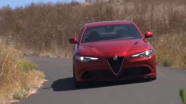 Adaptive Cruise Control I 2017 Giulia I Alfa Romeo USA смотреть онлайн