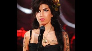 Amy Winehouse - Me And Mr Jones (Live Itunes Festival)
