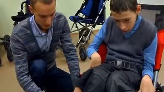 Детская инвалидная коляска Convaid Metro ME