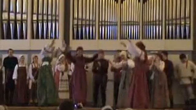 "Песня ладится миром".flv смотреть онлайн