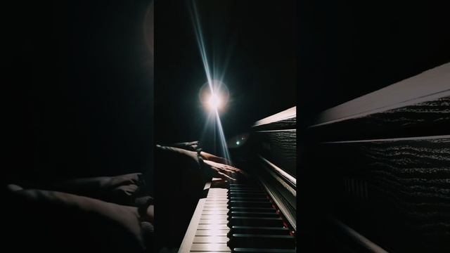 Watching Movies - Mac Miller - Piano Cover - Watching Movies With The Sound Off смотреть онлайн