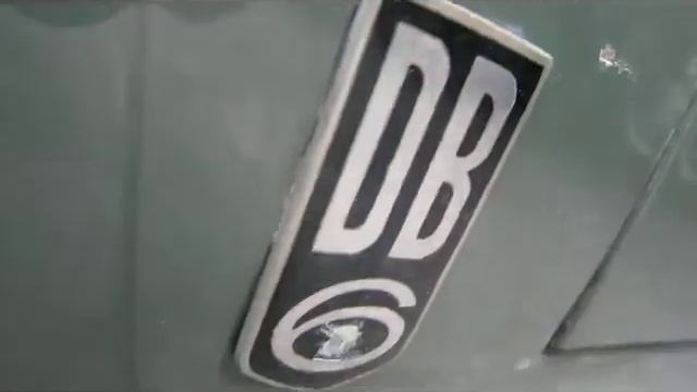 1968 Aston Martin DB6 in Singapore смотреть онлайн