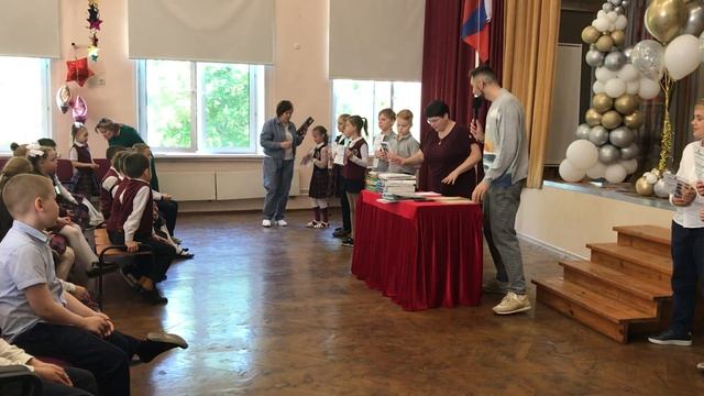 Итоговая Линейка посвящённая окончанию учебного 2023-2024 года. Шк5 смотреть онлайн