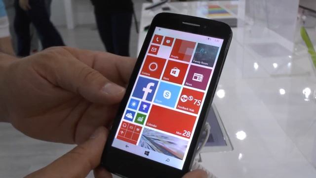 Alcatel Pop 2 Windows Phone 64-bit S410: Anteprima IFA 2014 HDblog.it смотреть онлайн