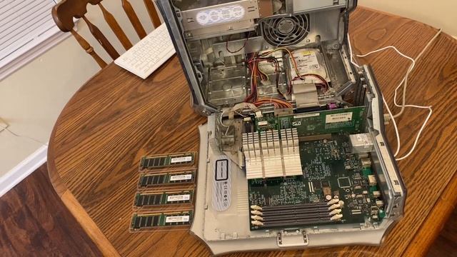 Can I fix this 1999 PowerMac G4? смотреть онлайн