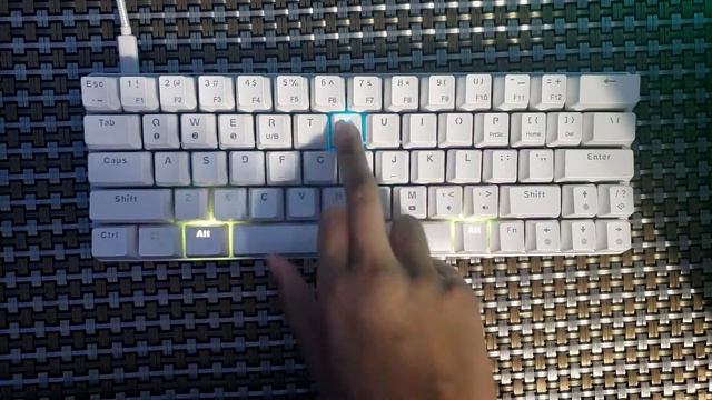 The Best budget 60% mechanical keyboard (Huo ji CQ63) смотреть онлайн